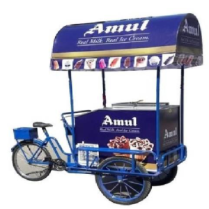 Portable ice cream display cart with wheels and cooling system